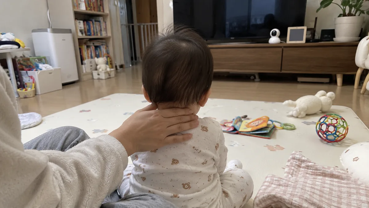 손발보다 목 뒤나 등을 만져서 땀이 나는지 확인하면 정확해요